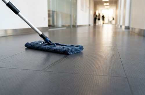 How to Remove Scuff Marks From Rubber Flooring Safely